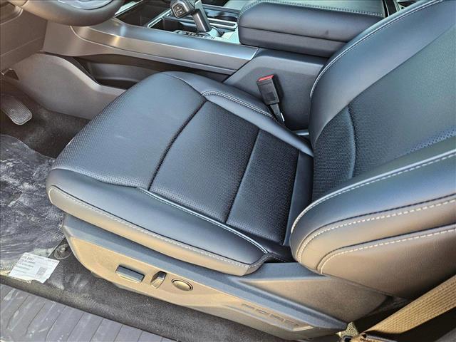 2025 Ford F-150 Lariat photo 4