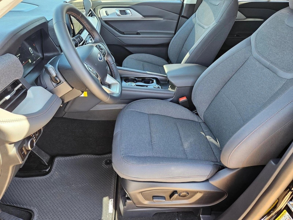 New 2026 Ford Explorer Active w/200A Pkg SUV