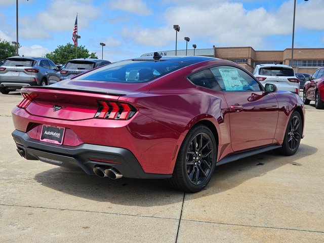 2025 Ford Mustang EcoBoost photo 2