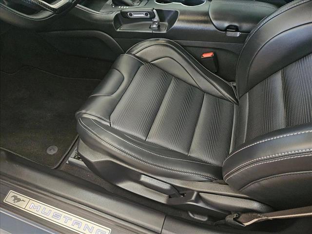 2025 Ford Mustang GT Premium photo 4