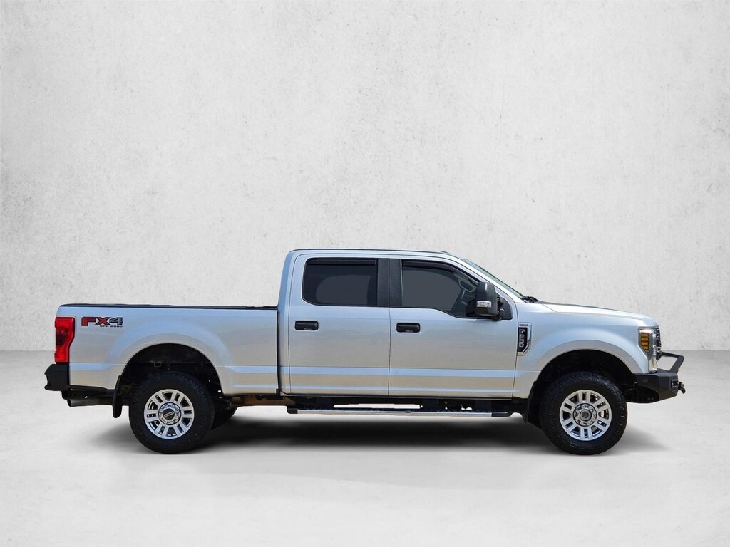 Used 2019 Ford F-250 XL Truck Crew Cab