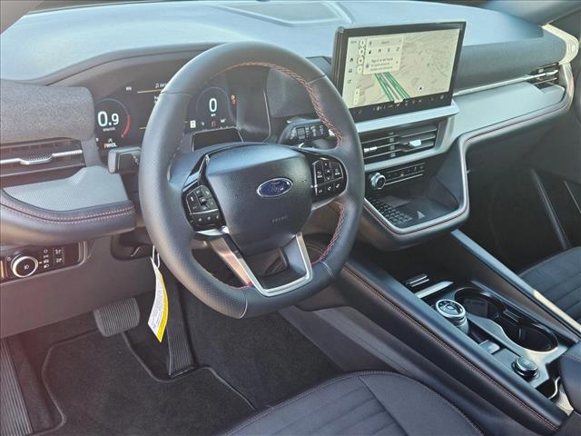 2025 Ford Explorer ST-Line photo 2