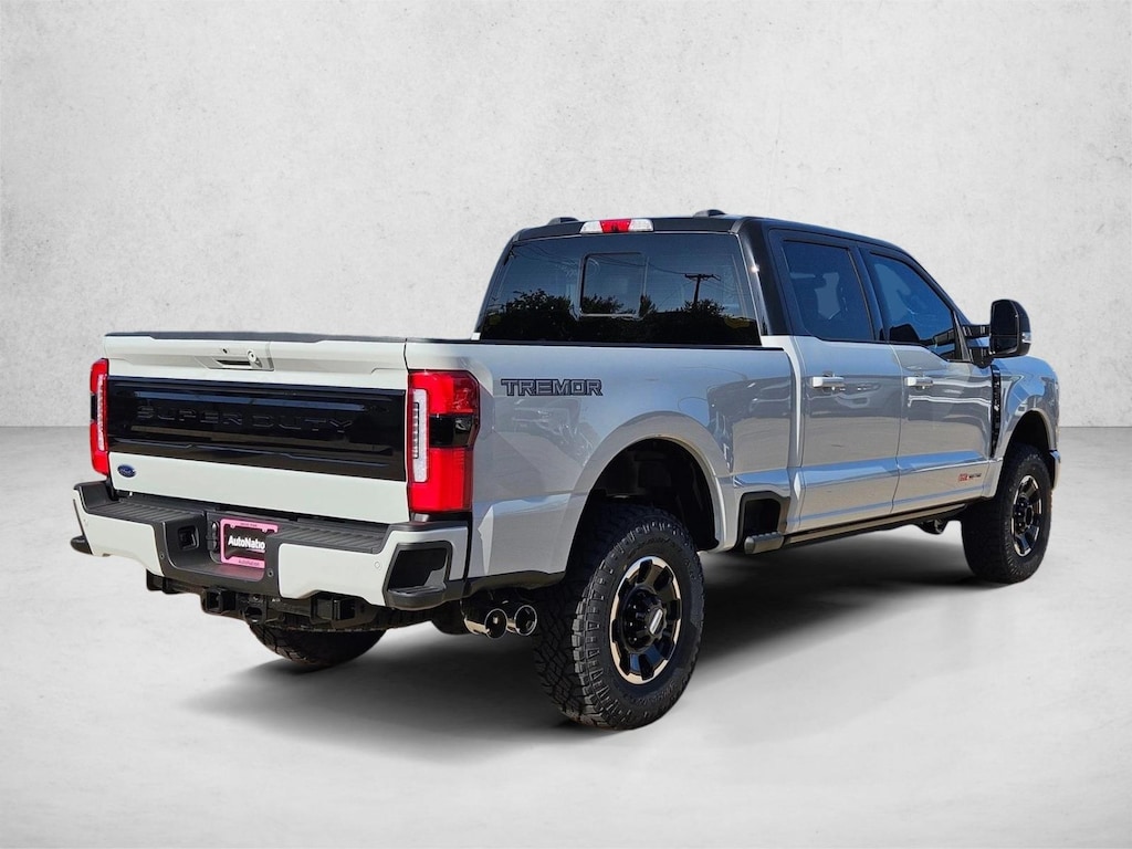 New 2026 Ford F-250 Platinum Truck Crew Cab