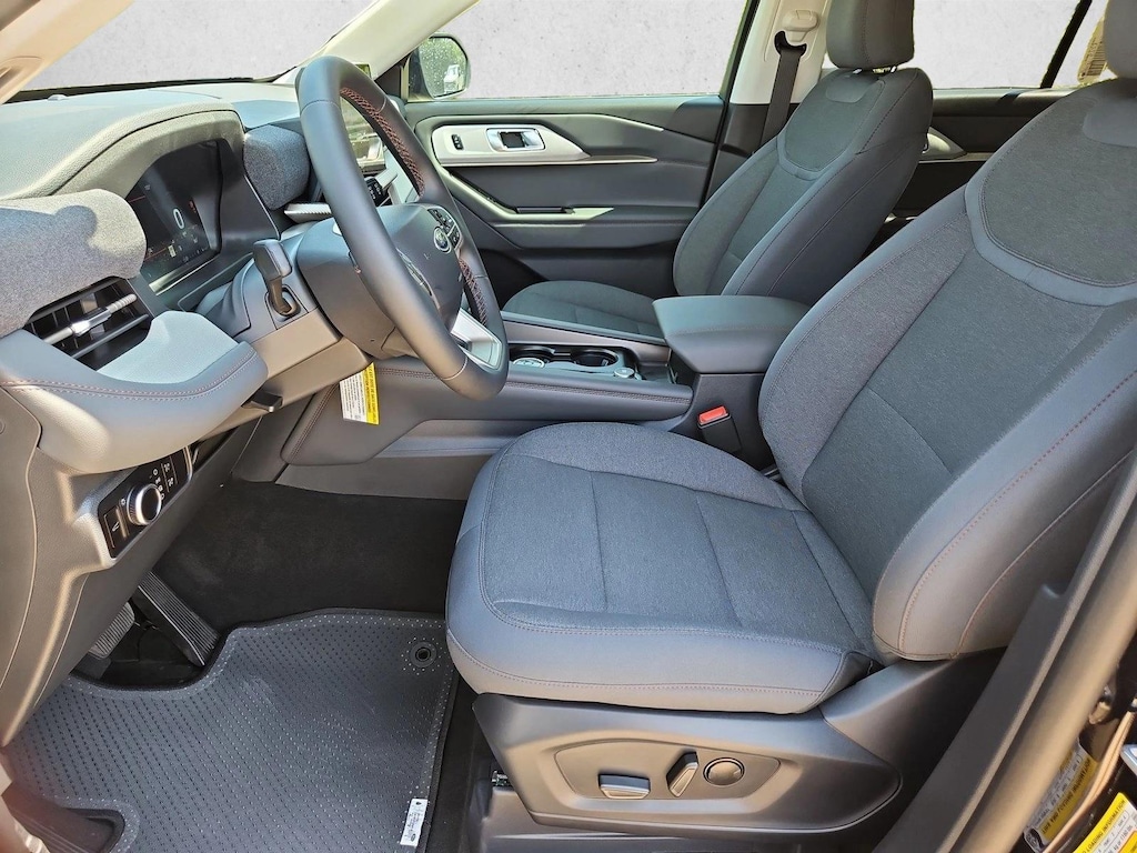 New 2026 Ford Explorer Active w/200A Pkg SUV