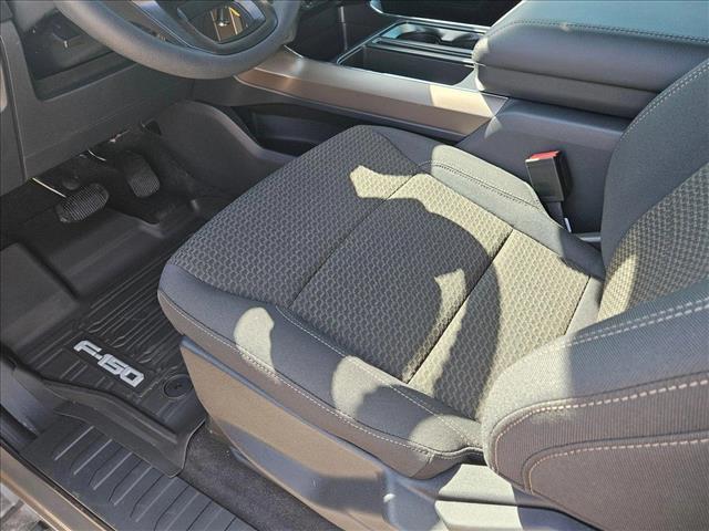 2025 Ford F-150 STX FX4 photo 4