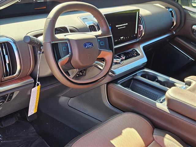 2025 Ford Expedition MAX King Ranch photo 3