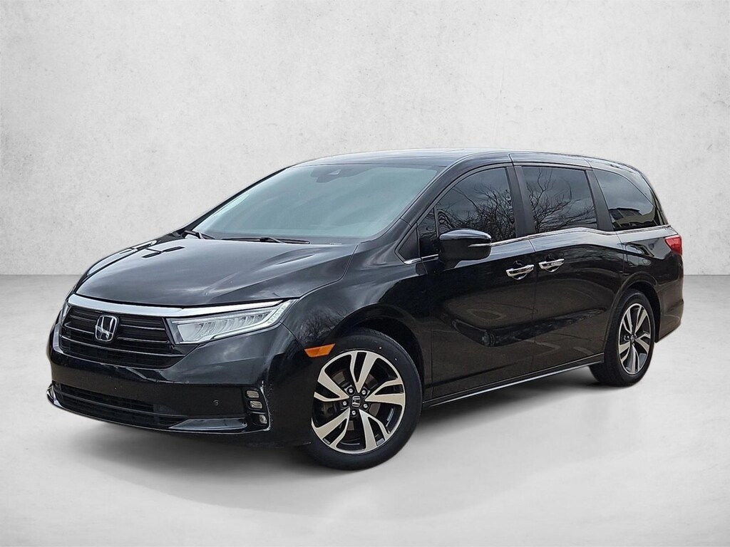 Used 2021 Honda Odyssey Touring Van