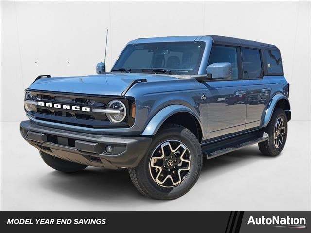 2025 Ford Bronco 4-Door Outer Banks's photo