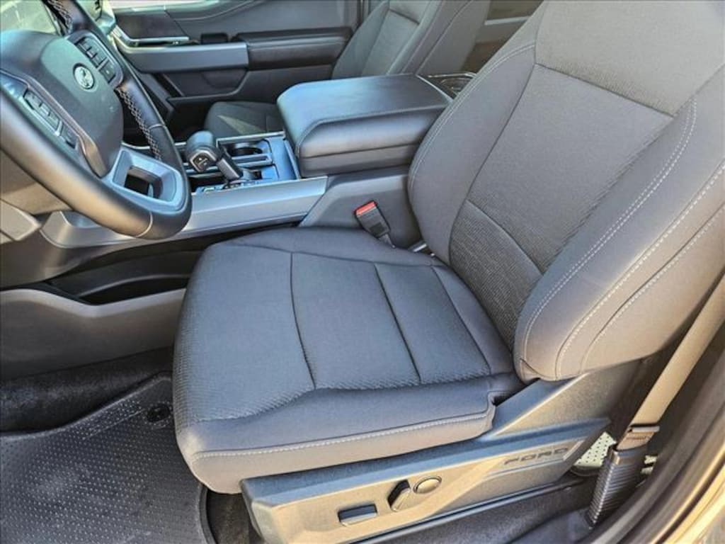 New 2025 Ford F-150 XLT Truck SuperCrew Cab