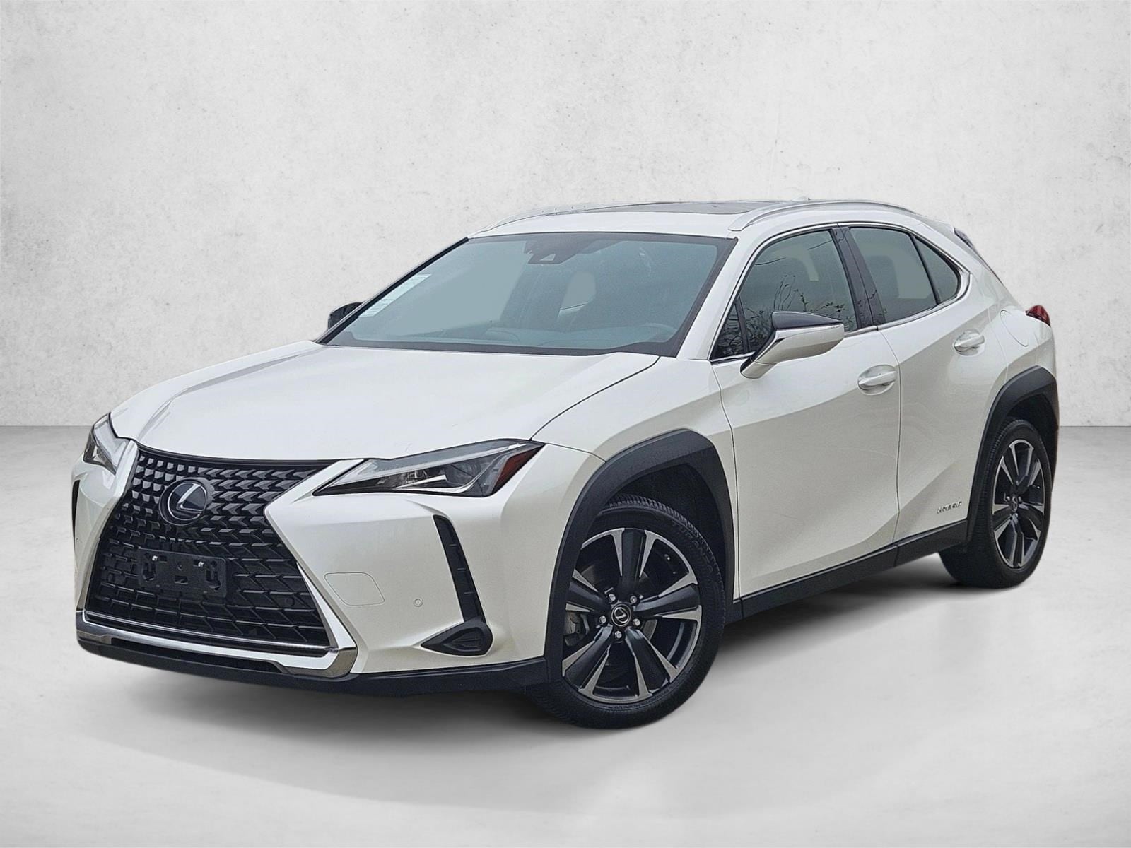 2021 Lexus UX Hybrid 250h's photo