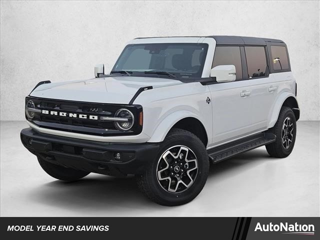 2025 Ford Bronco 4-Door Outer Banks's photo