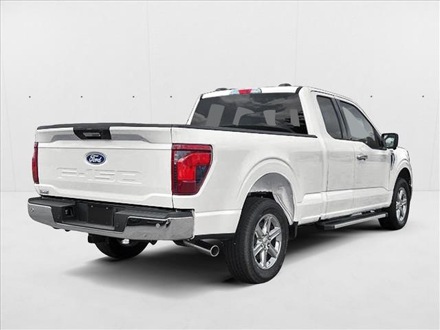 2025 Ford F-150 XLT photo 2