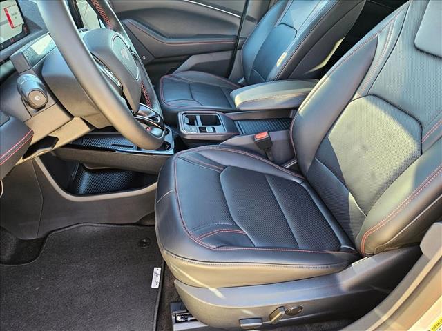 2025 Ford Mustang Mach-E Premium photo 3