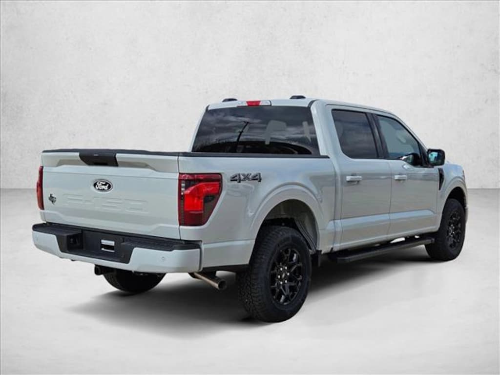 New 2026 Ford F-150 XLT Truck SuperCrew Cab