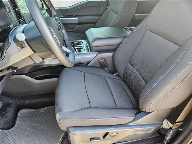 2025 Ford F-150 XLT photo 4