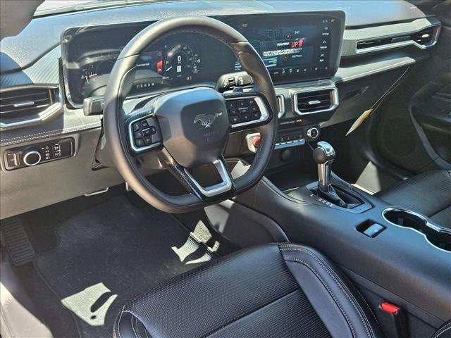 2025 Ford Mustang GT Premium photo 3