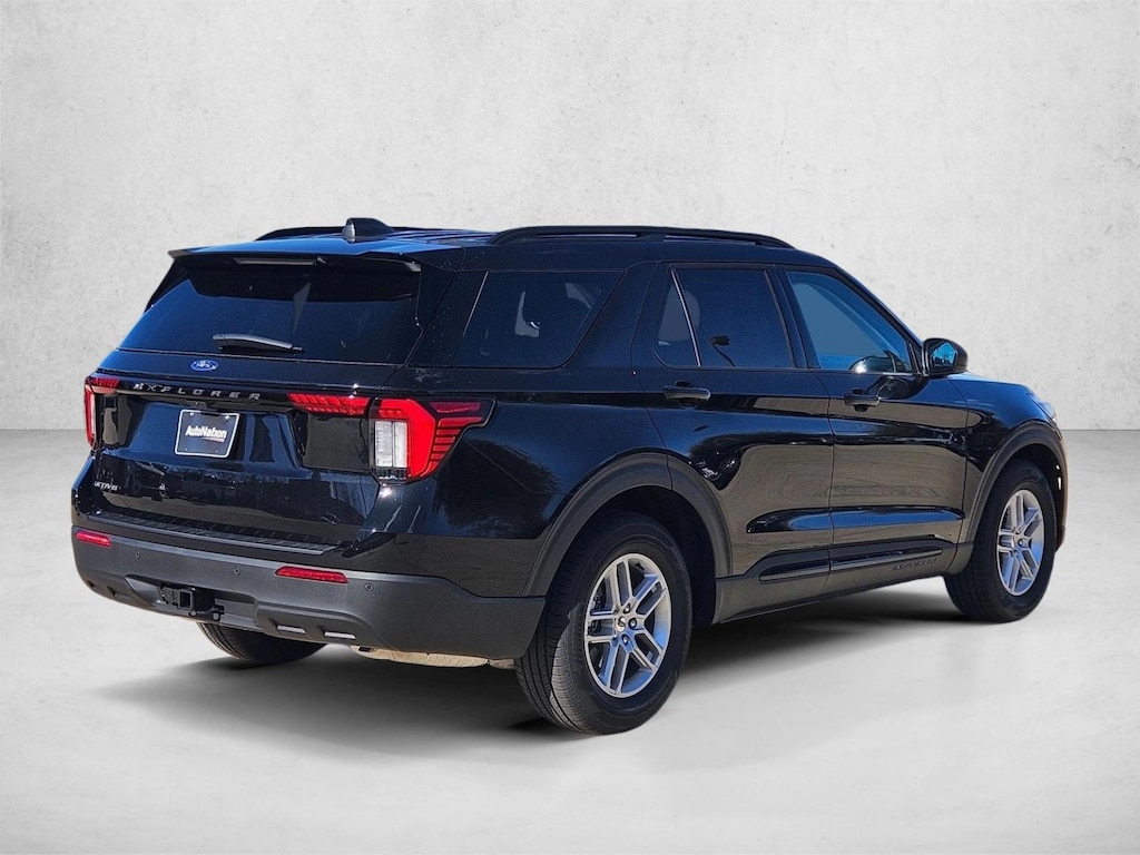 New 2026 Ford Explorer Active w/200A Pkg SUV
