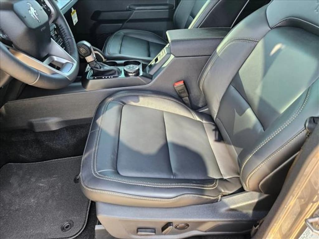 New 2025 Ford Bronco Badlands SUV