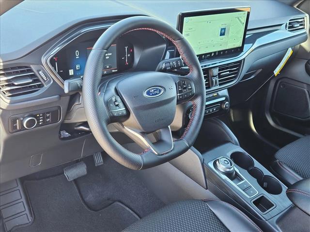 2026 Ford Escape ST-Line photo 3
