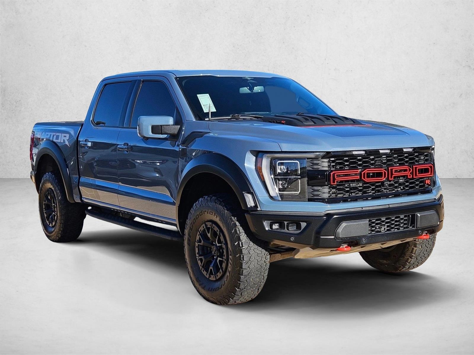 2023 Ford F-150 Raptor photo 3