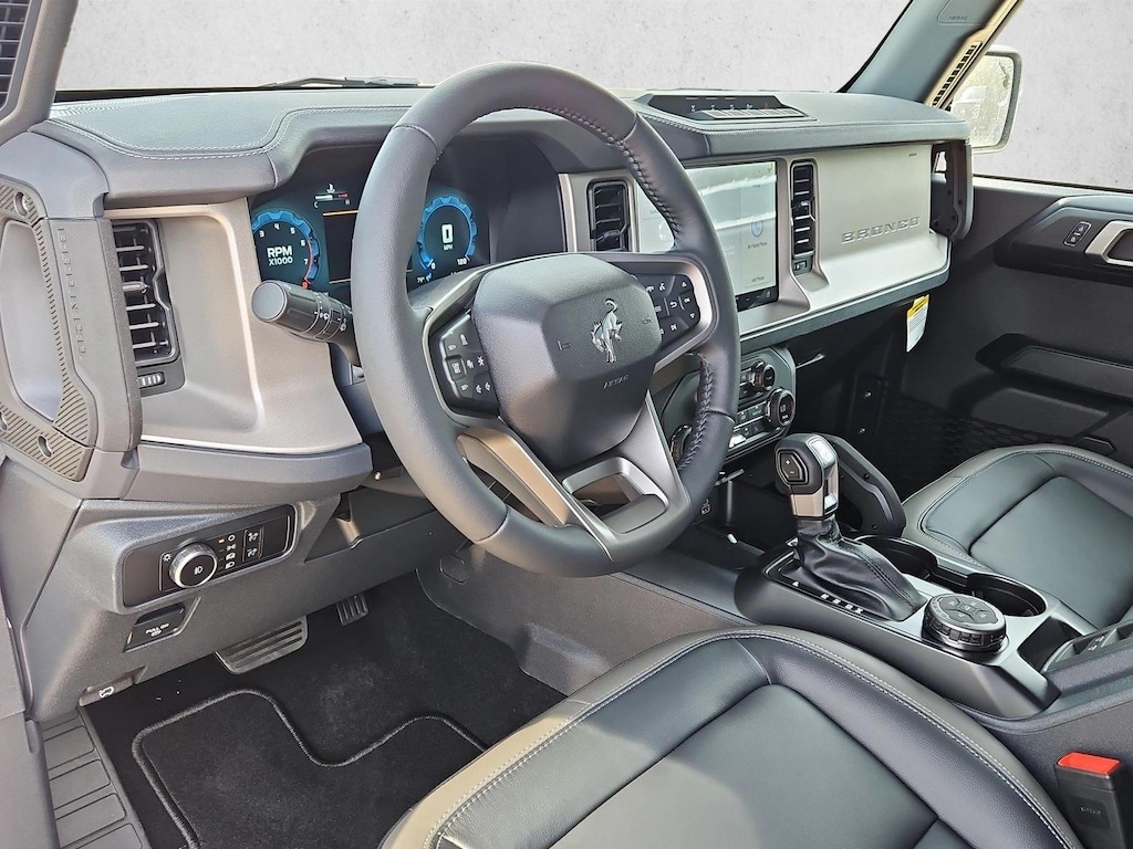New 2026 Ford Bronco Outer Banks SUV