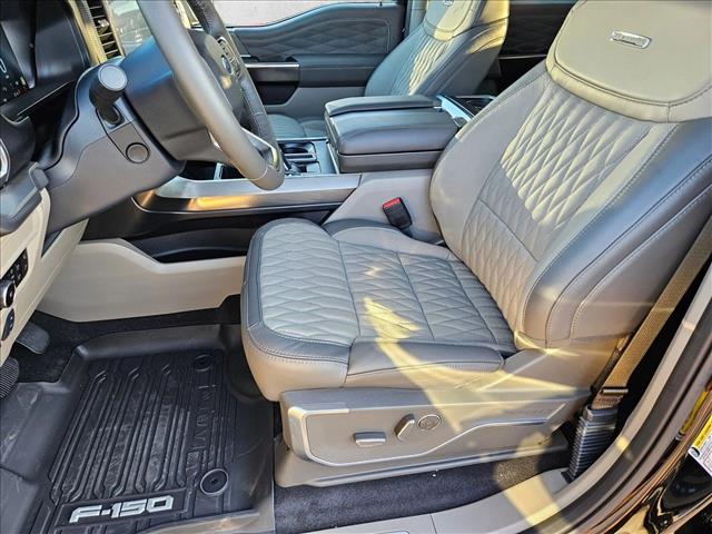 2025 Ford F-150 Platinum photo 4