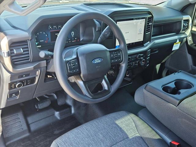 2025 Ford F-150 XL photo 3