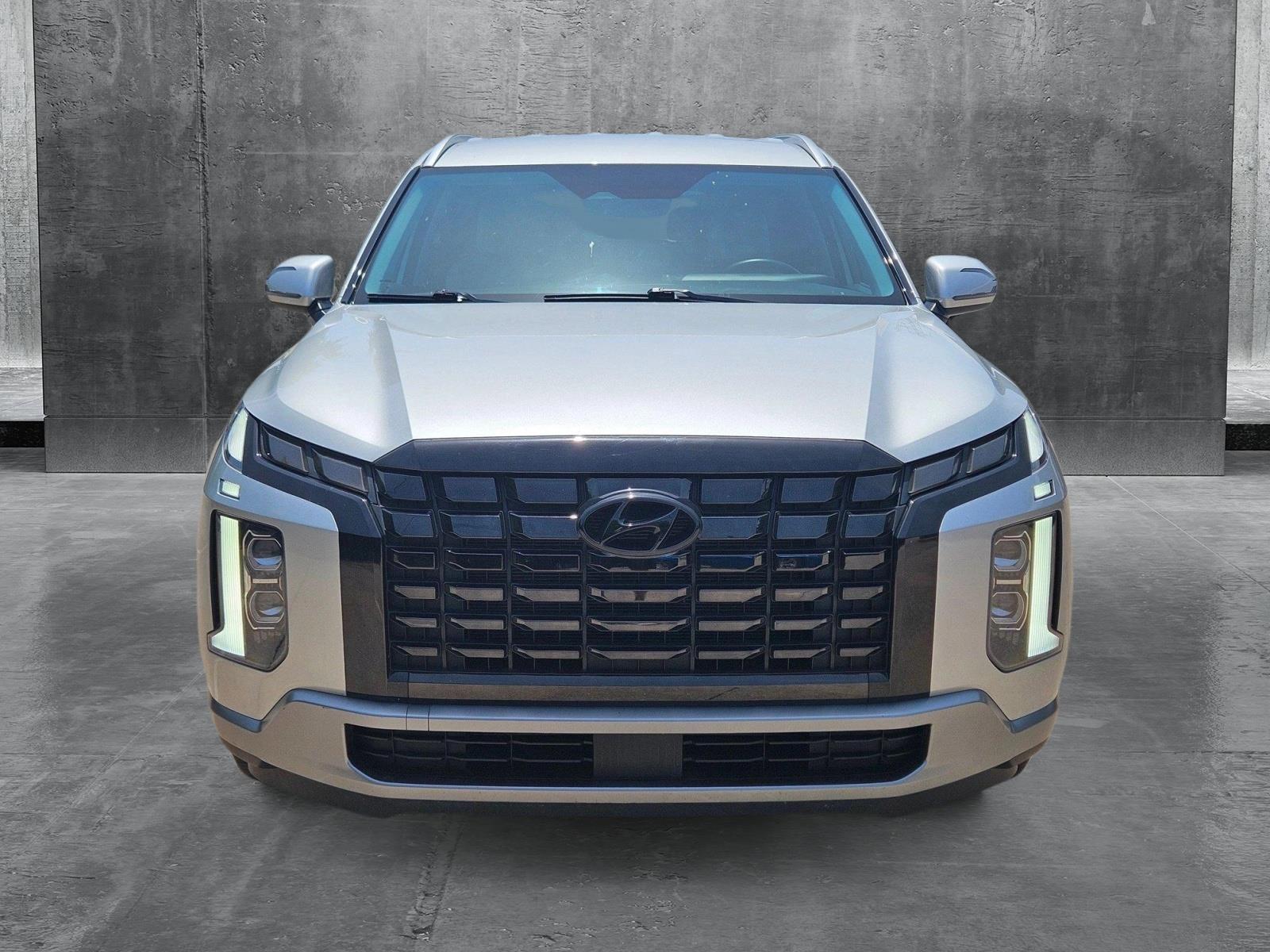 2024 Hyundai Palisade SEL photo 2