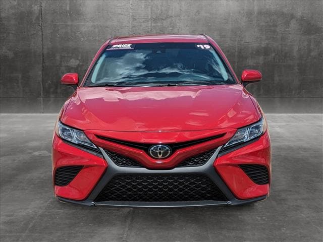 Used 2019 Toyota Camry SE with VIN 4T1B11HK1KU295036 for sale in Summit, NJ