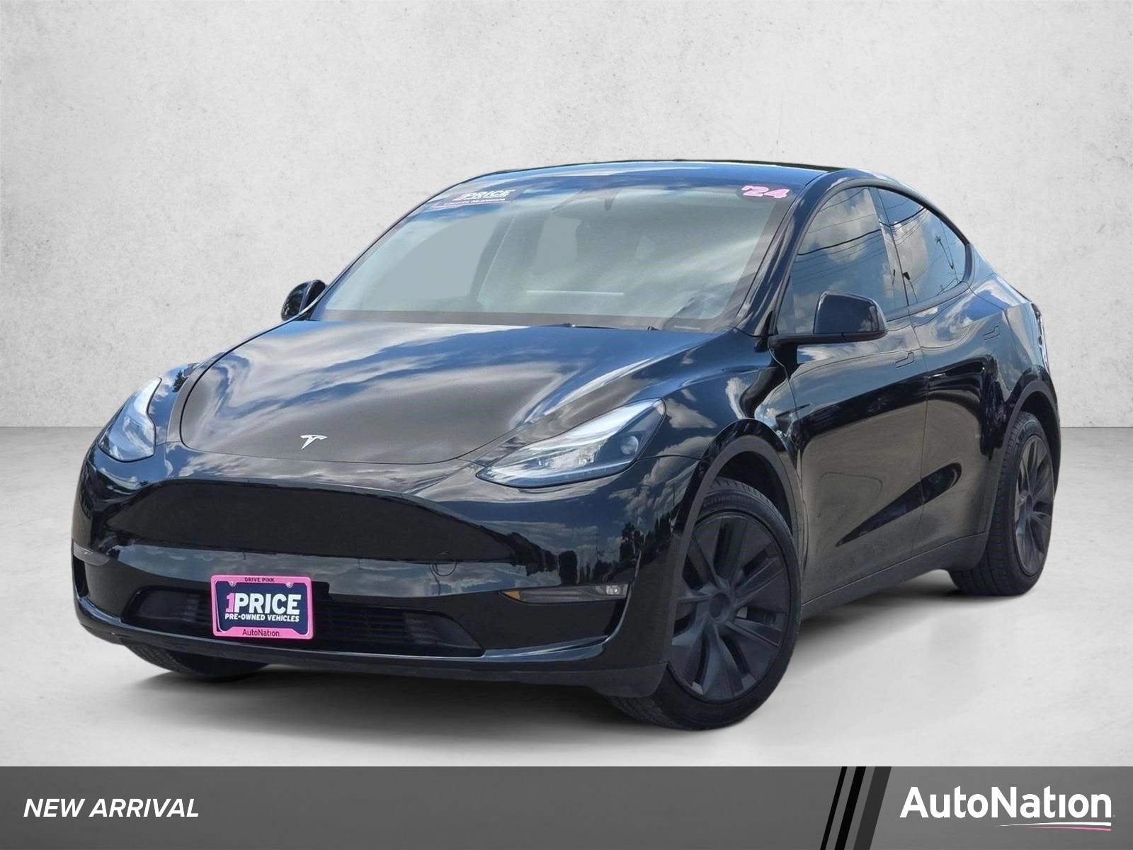 2024 Tesla Model Y Long Range Dual Motor All-Wheel Drive's photo