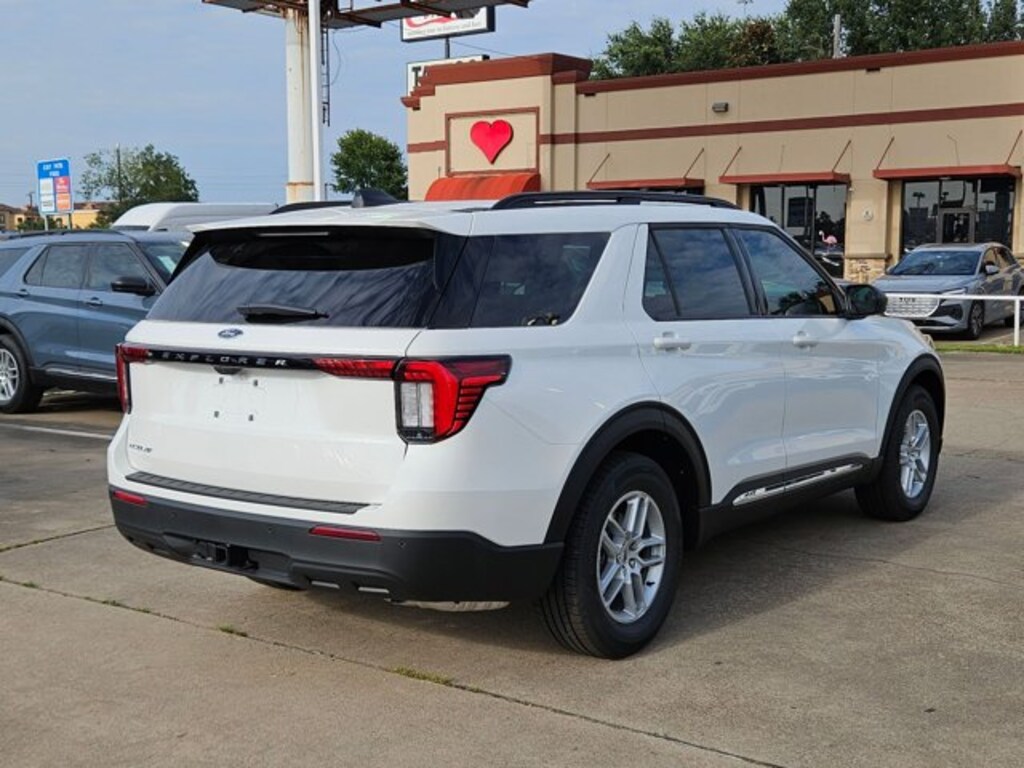 New 2025 Ford Explorer Active SUV