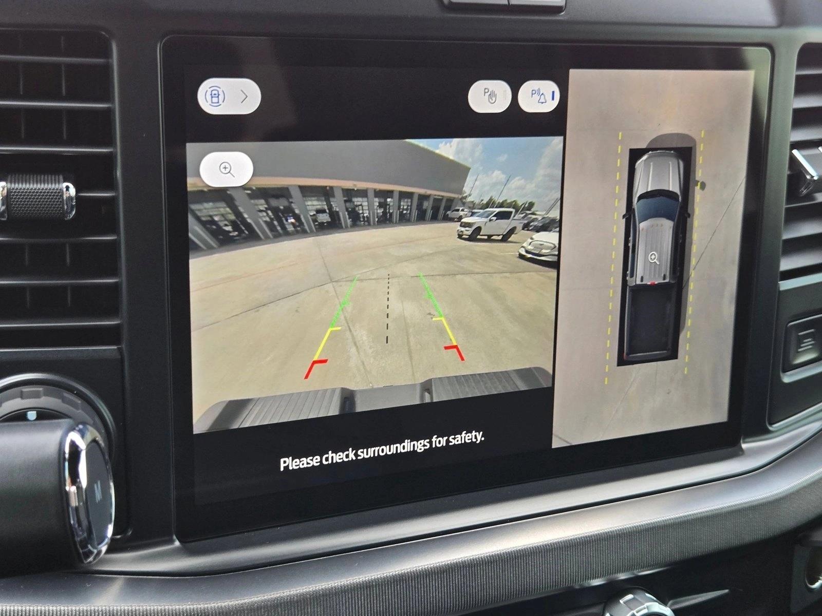 2026 Ford F-350 Super Duty Platinum - Photo 14