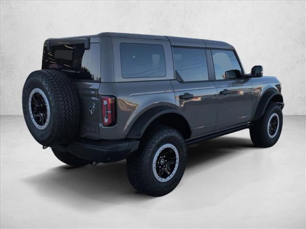 New 2025 Ford Bronco Badlands SUV