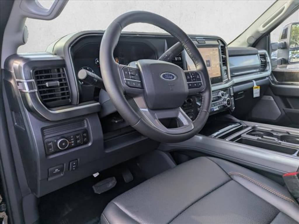 New 2026 Ford F-250 LARIAT Truck Crew Cab