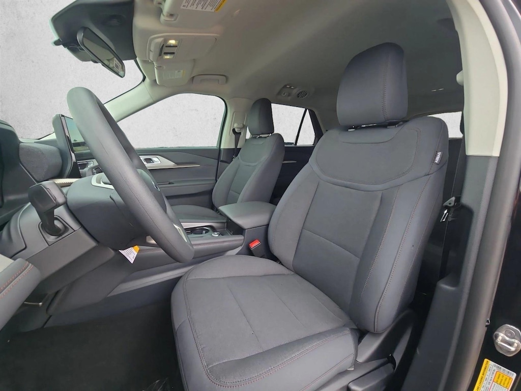 New 2026 Ford Explorer Active w/100A Pkg SUV