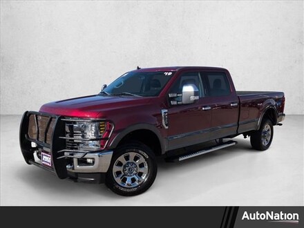 2019 Ford F-350 LARIAT Truck Crew Cab