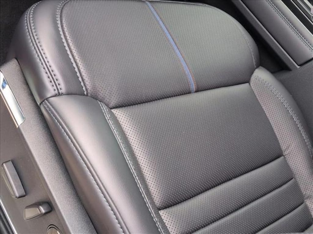 New 2026 Ford F-250 Platinum Truck Crew Cab