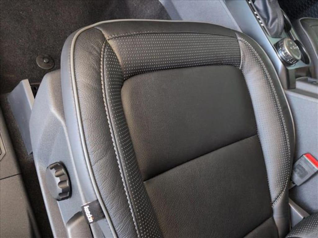 New 2025 Ford Bronco Base SUV