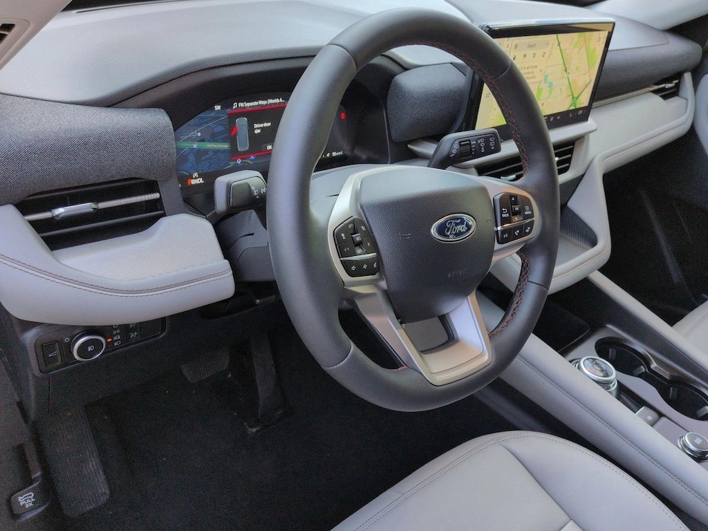 New 2026 Ford Explorer Active w/200A Pkg SUV