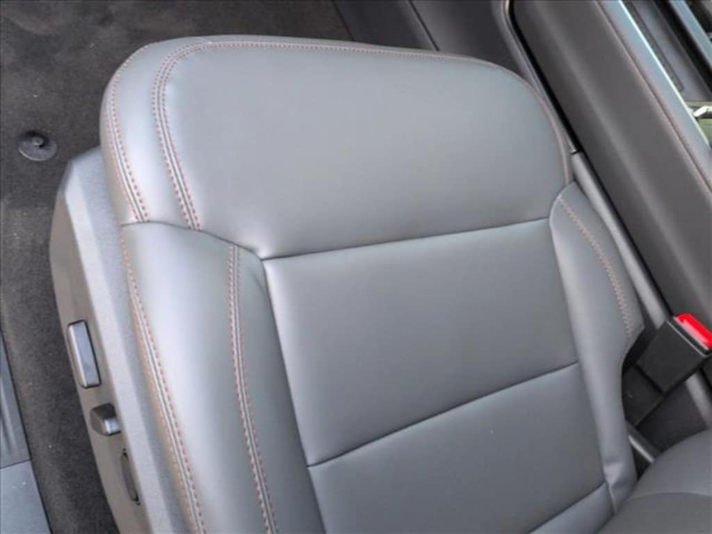 New 2025 Ford Expedition Max Active SUV