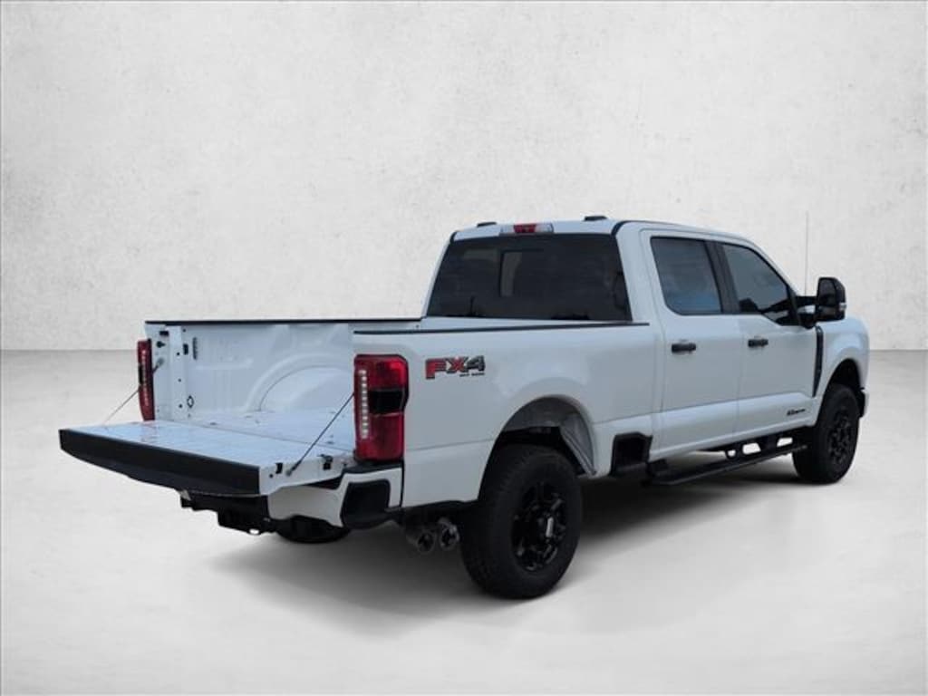 New 2026 Ford F-250 XL Truck Crew Cab