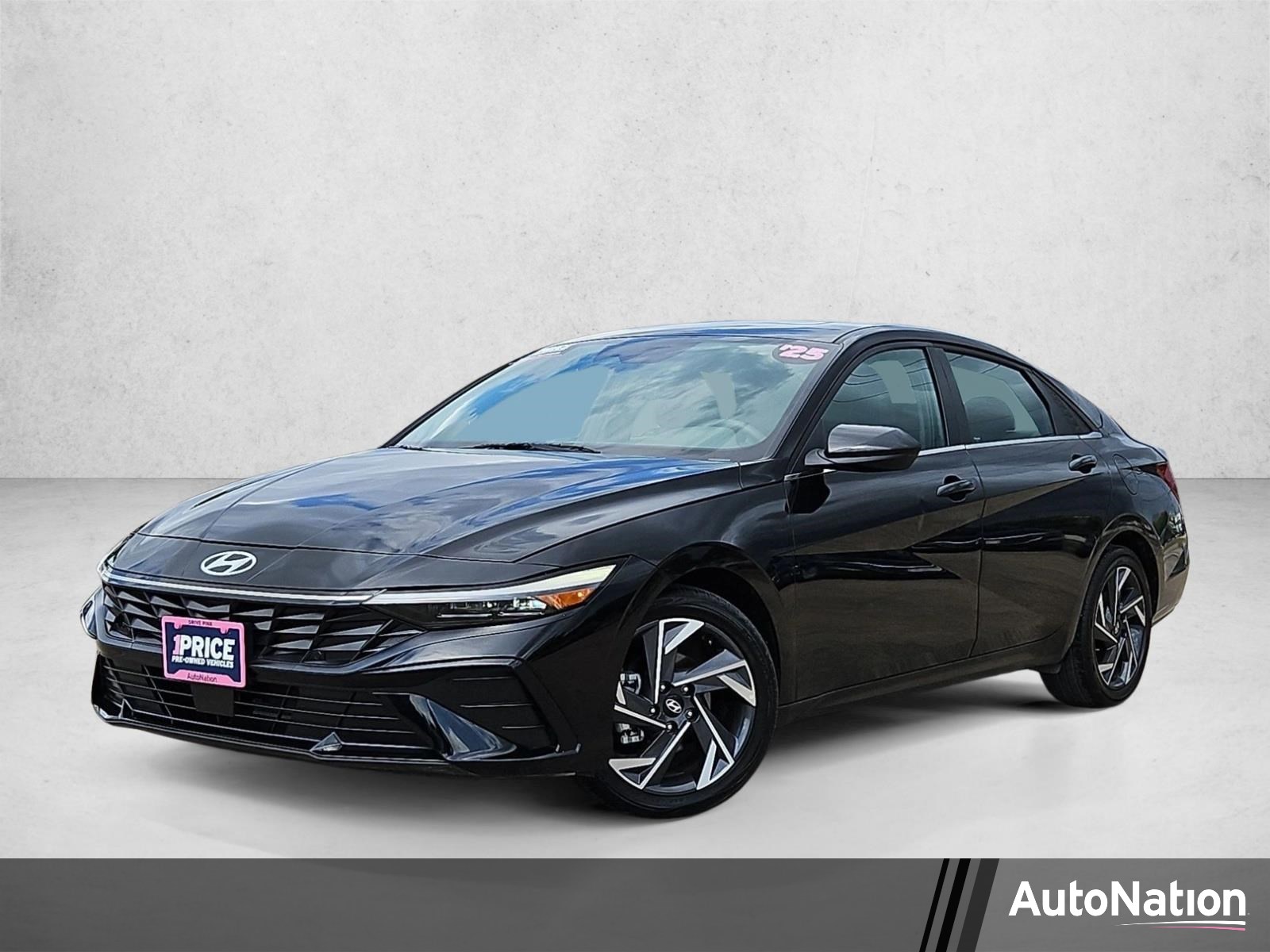 Used 2025 Hyundai Elantra SEL Convenience Sedan