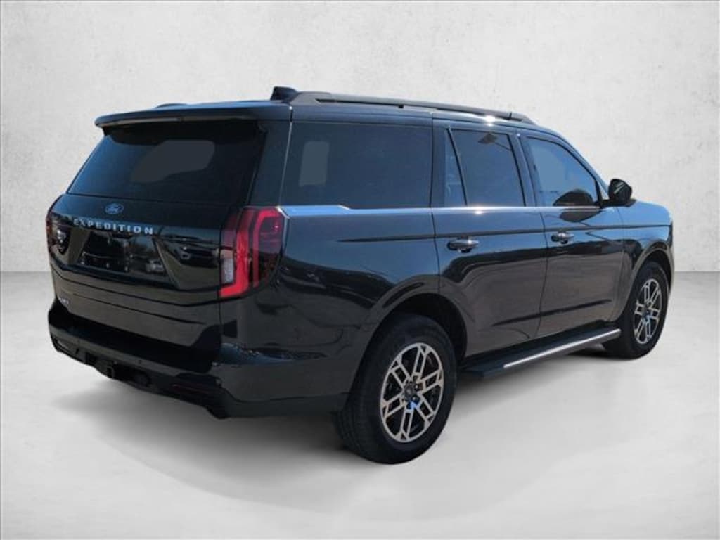 New 2026 Ford Expedition Active SUV