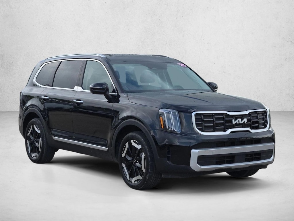 Used 2025 Kia Telluride S SUV