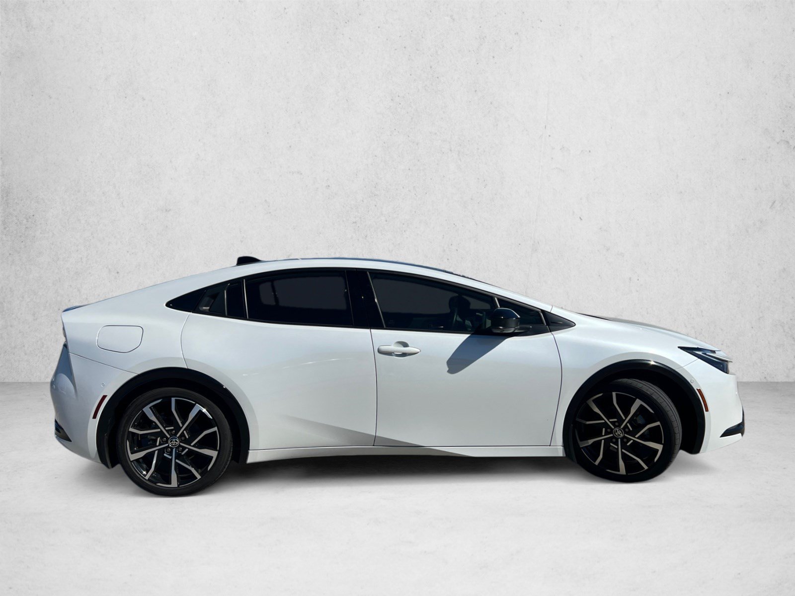 Used 2024 Toyota Prius Prime XSE Premium Hatchback