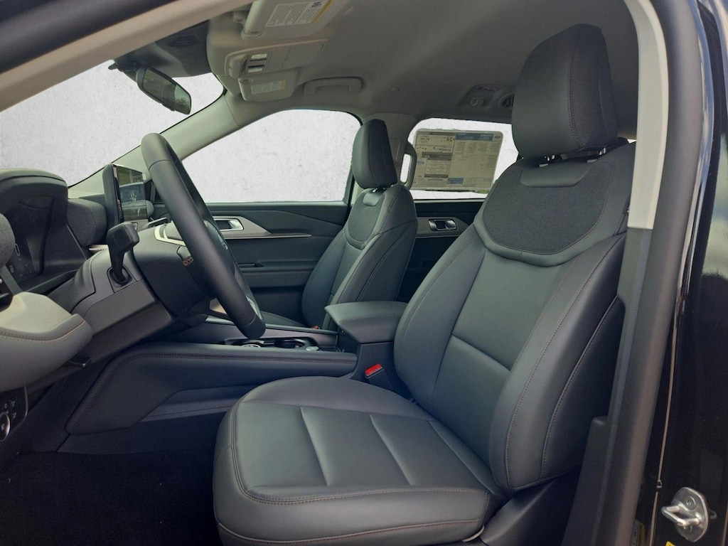 New 2026 Ford Explorer Active w/200A Pkg SUV