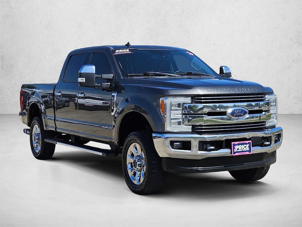 Used 2019 Ford F-250 LARIAT Truck Crew Cab