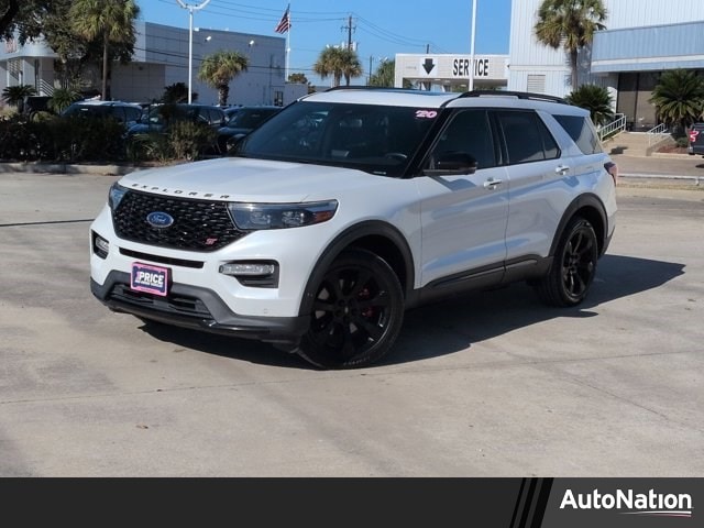 2020 Ford Explorer ST's photo