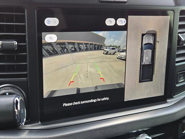 2026 Ford F-350 Super Duty Platinum - Photo 14