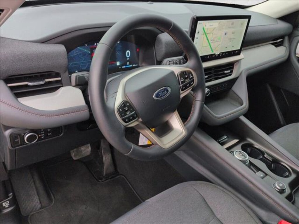 New 2025 Ford Explorer Active SUV